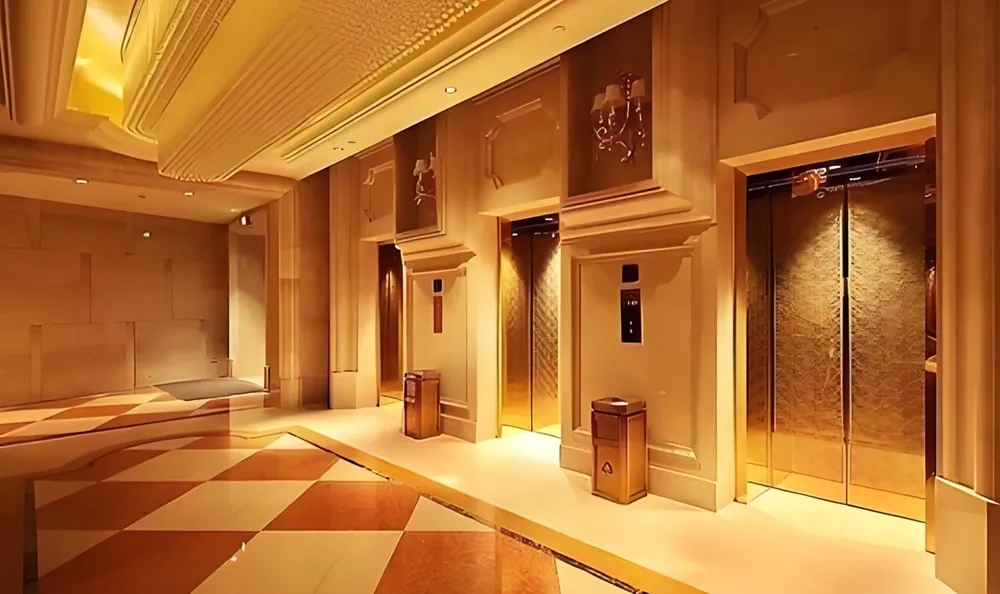 Extra Features: freight elevator and passenger elevator Extra Features: freight elevator and passenger elevator